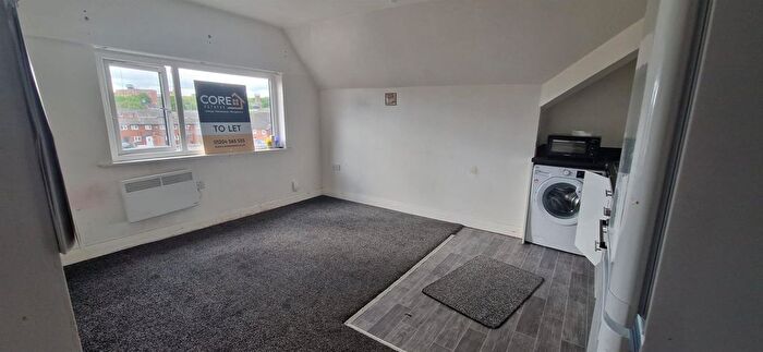 1 Bedroom Flat To Rent In Deane Road, Bolton, BL3