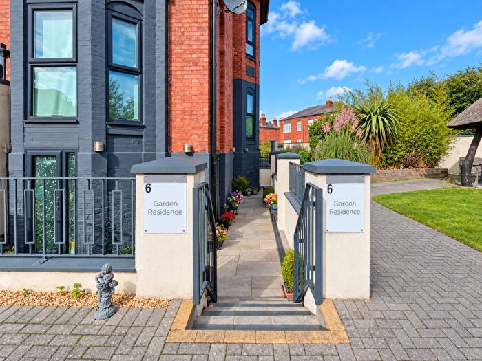 2 Bedroom Flat For Sale In Flat Manchester Road, Southport, PR9