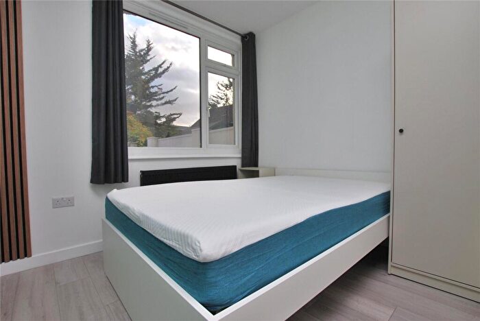 1 Bedroom House Of Multiple Occupation To Rent In Weston Road, Guildford, Surrey, GU2