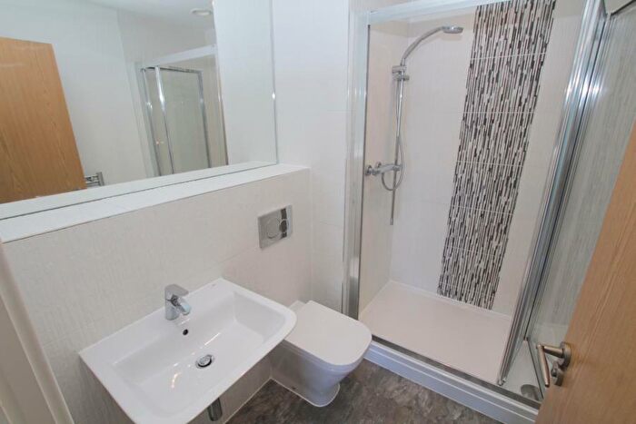 2 Bedroom Apartment To Rent In Newfoundland Way - Portishead, BS20