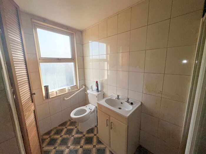 2 Bedroom Terraced House For Sale In Arden Road, Smethwick, B67