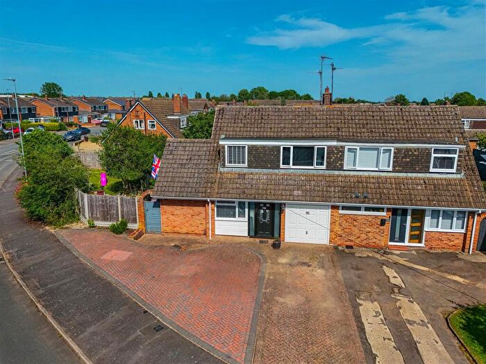 3 Bedroom Semi-Detached House For Sale In Shire Road, Corby, NN17