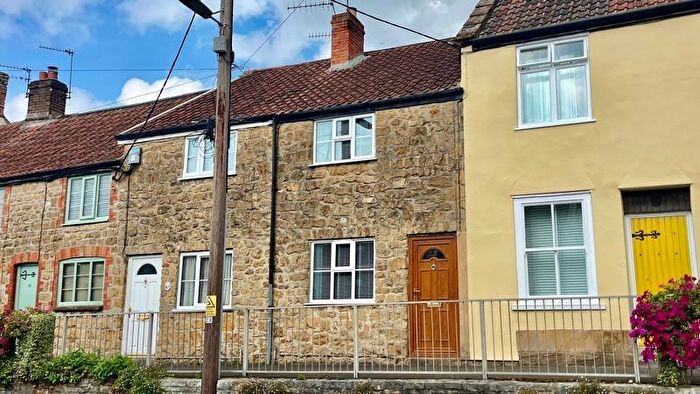 1 Bedroom Terraced House For Sale In High Street, Ilminster, Somerset, TA19