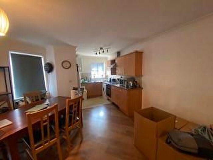 2 Bedroom Apartment To Rent In Kings Court, Priory Place, Priory Place, Dartford, DA1