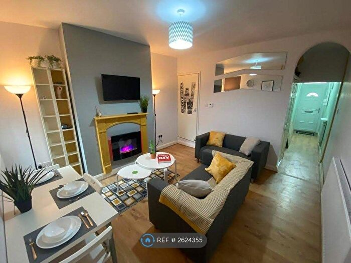 3 Bedroom Semi-Detached House To Rent In Mostyn Street, Wolverhampton, WV1