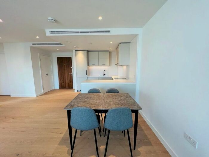 2 Bedroom Flat To Rent In Apartment In Postmark, Mount Pleasant, WC1X