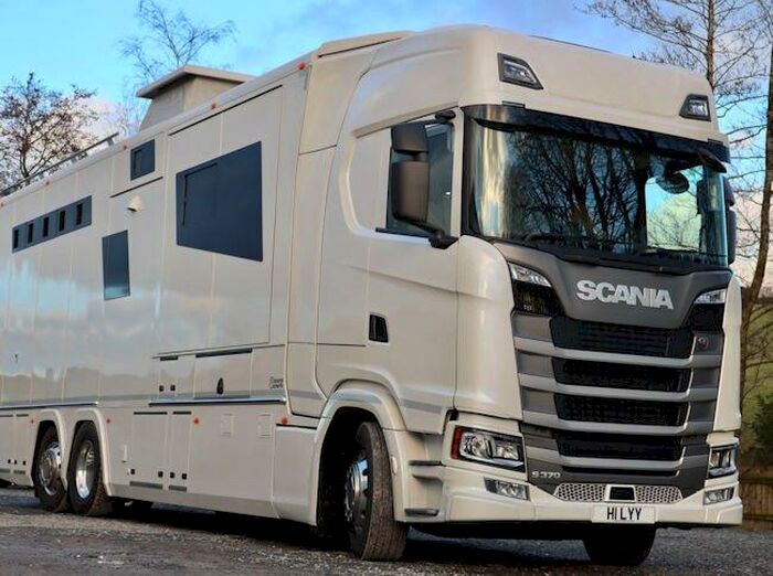 4 Bedroom Equestrian Facility For Sale In Stainton, Kendal, LA8