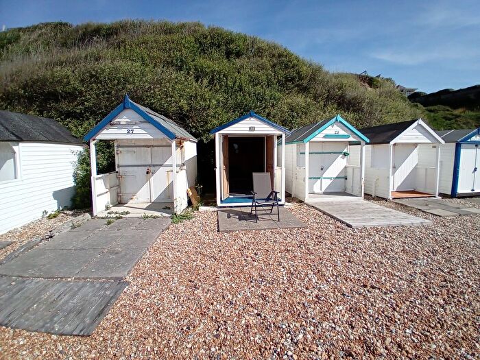 1 Bedroom Chalet For Sale In South Cliff, Bexhill On Sea, TN39