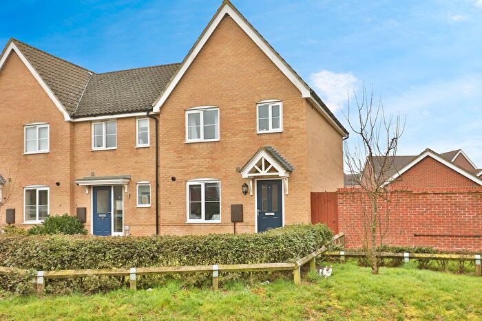 3 Bedroom End Of Terrace House For Sale In Aspen Walk, Dereham, NR20