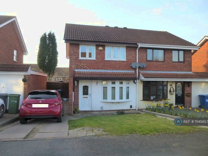 3 Bedroom Semi-Detached House To Rent In Sandpiper, Wilnecote, Tamworth, B77