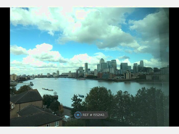 2 Bedroom Flat To Rent In Aragon Tower, London, SE8