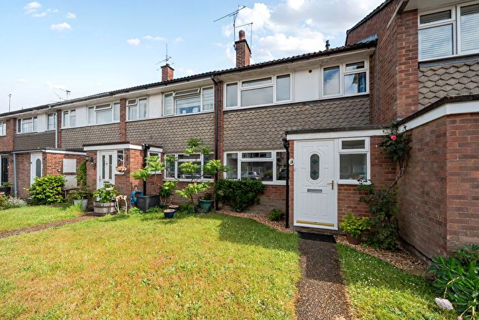 3 Bedroom Terraced House For Sale In Riverdale, Wrecclesham, Farnham, GU10