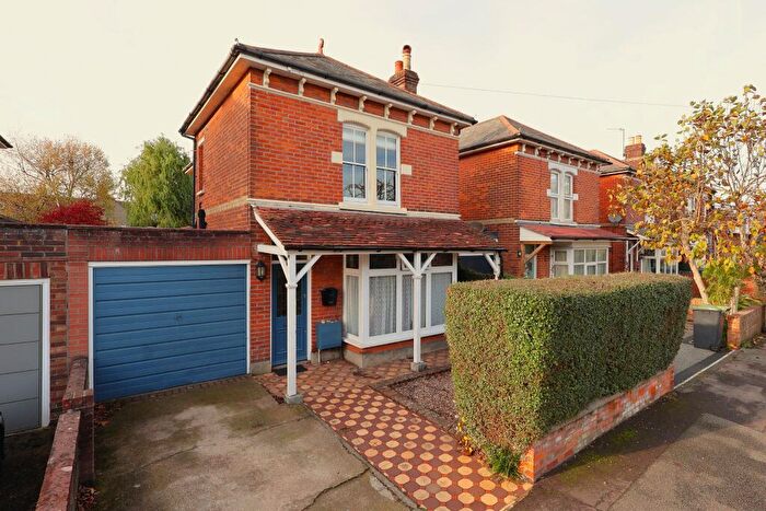 3 Bedroom Detached House For Sale In Beechworth Road, Havant, PO9