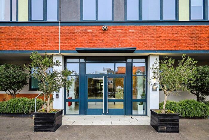 Studio For Sale In Upperton Road, Eastbourne, BN21