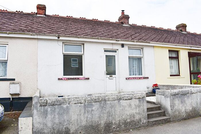2 Bedroom Bungalow For Sale In North Roskear Road, Camborne, Cornwall, TR14