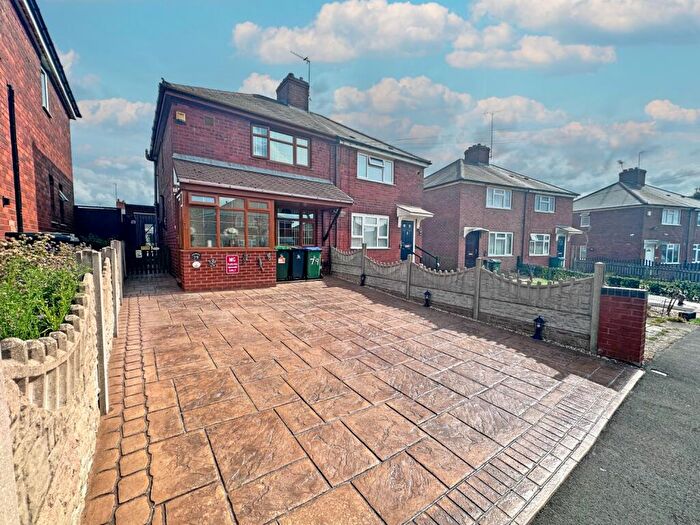 2 Bedroom Semi-Detached House For Sale In Clifford Road, West Bromwich, B70