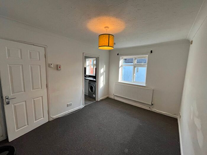 2 Bedroom Flat To Rent In B Belmont Road, Southampton, SO17