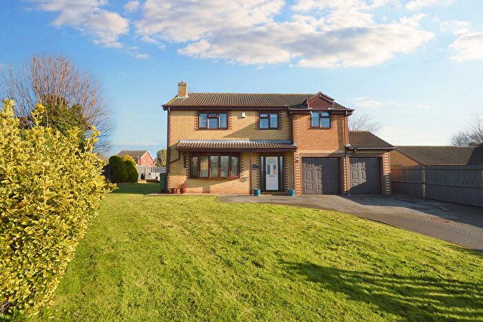 5 Bedroom Detached House For Sale In The Hollows, Legbourne, Louth, LN11
