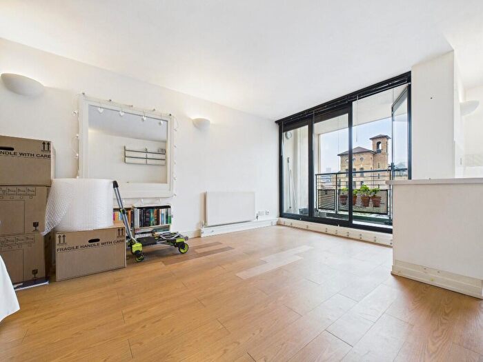 Studio For Sale In Burrells Wharf Square, London, E14