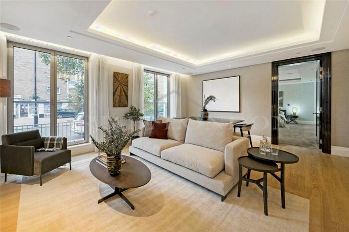 3 Bedroom Flat To Rent In Ebury Square, Belgravia, London, SW1W