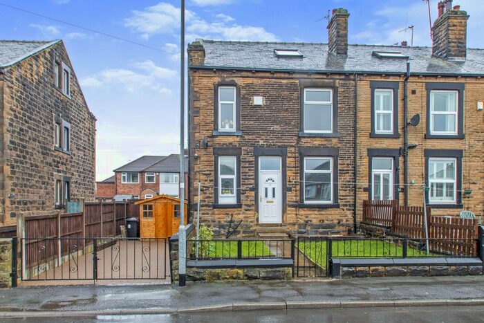 2 Bedroom End Of Terrace House To Rent In Springfield Lane, Morley, Leeds, West Yorkshire, LS27