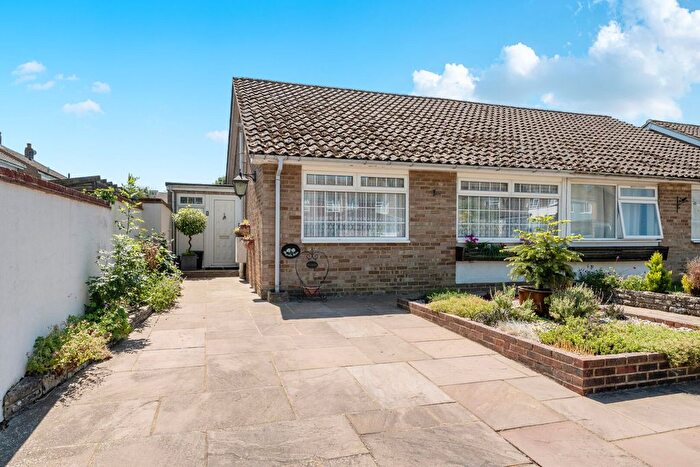 2 Bedroom Semi Detached Bungalow For Sale In Magnolia Drive, Biggin Hill, Westerham, TN16