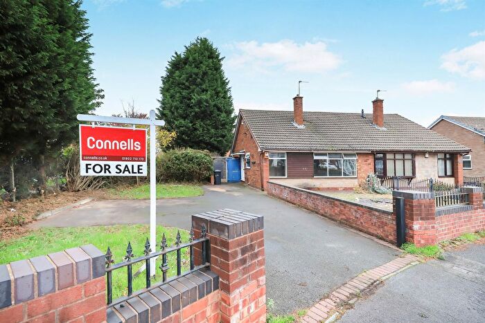 2 Bedroom Semi-Detached Bungalow For Sale In Silverton Way, Wednesfield, Wolverhampton, WV11