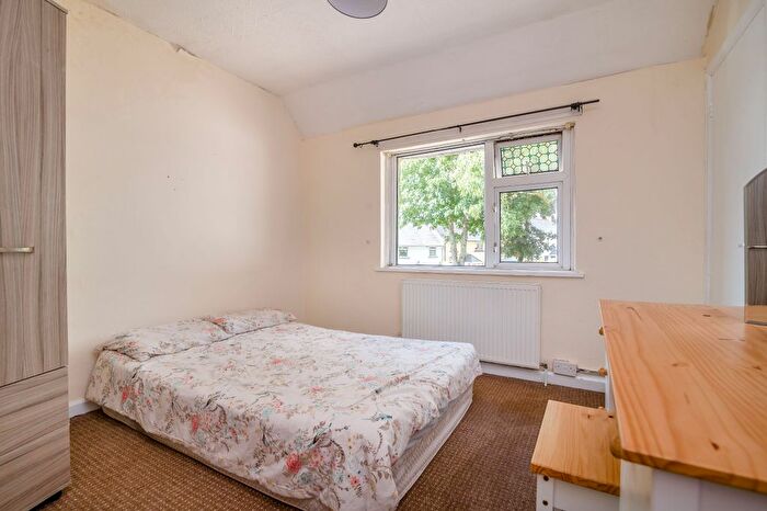 3 Bedroom Terraced House For Sale In Twyn Place, Abercarn, Newport, NP11