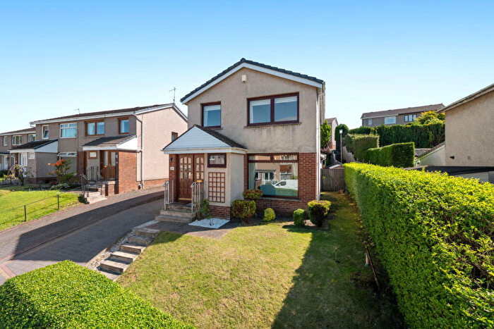 3 Bedroom Detached House For Sale In Almond Road, Bearsden, G61