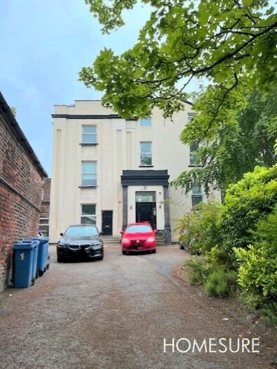 2 Bedroom Apartment To Rent In Aigburth Vale, Liverpool, L17