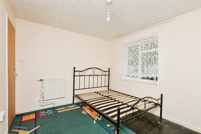 2 Bedroom Flat For Sale In Russell Street, Norwich, NR2