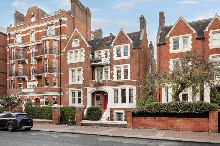 1 Bedroom Apartment For Sale In Albert Bridge Road, London, SW11