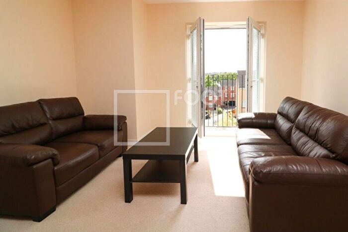2 Bedroom Apartment To Rent In Langsett Court, Heaton, BD9