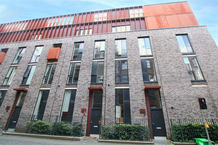 2 Bedroom Town House To Rent In Ellesmere Street, Castlefield, Manchester, M15