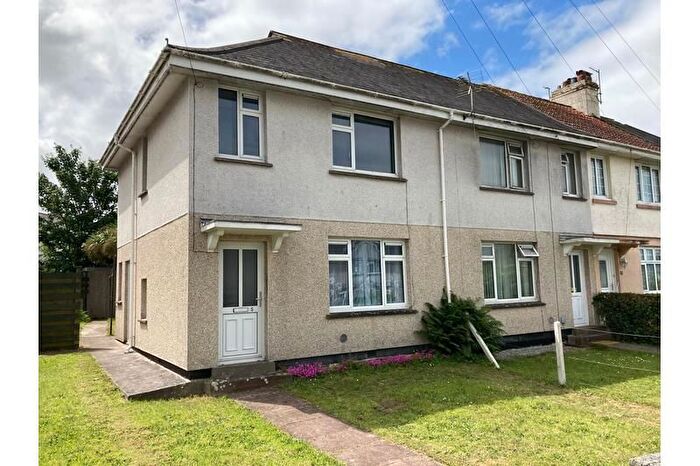 2 Bedroom End Of Terrace House To Rent In Manor Road, Camborne, TR14