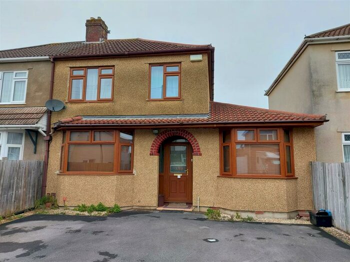 3 Bedroom Semi-Detached House To Rent In Rodney Walk, Bristol, BS15