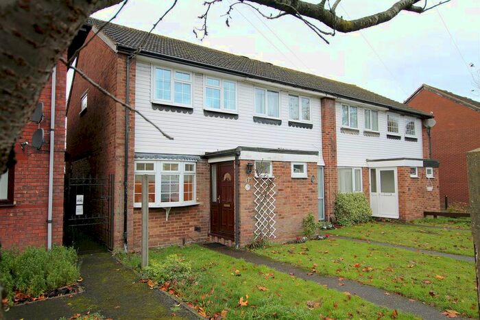 2 Bedroom Property To Rent In Stanwell Road, Ashford TW15
