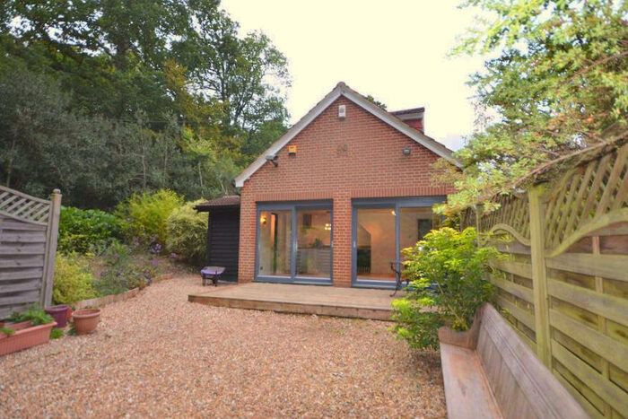 1 Bedroom Semi-Detached House To Rent In Guildford Road, Frimley Green, GU16