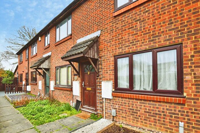 2 Bedroom Terraced House To Rent In Colney Heath Lane, St Albans, AL4