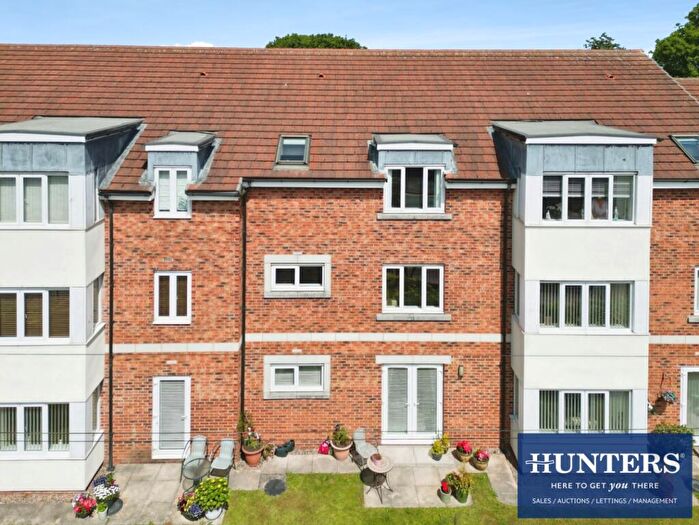 2 Bedroom Flat For Sale In Orchard Court, Fulwell, Sunderland, SR6