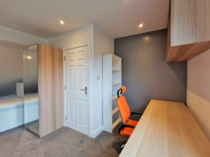 6 Bedroom House To Rent In Lower Road, Beeston, Nottingham, Nottinghamshire, NG9