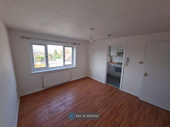 1 Bedroom Flat To Rent In St. James Way, Sidcup, DA14