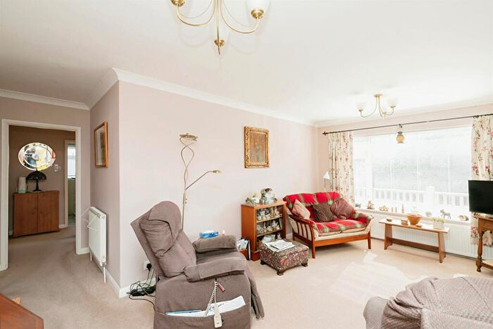 2 Bedroom Detached Bungalow For Sale In Cobald Road, Pevensey Bay, Pevensey, BN24