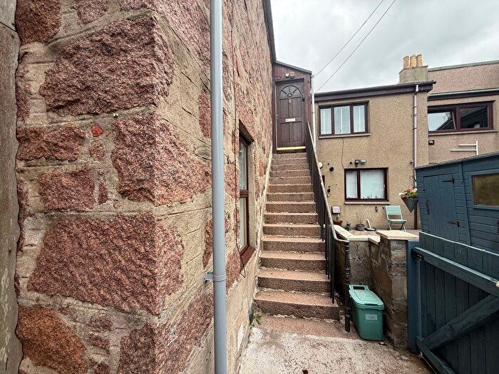 2 Bedroom Flat To Rent In Almanythie Road, Peterhead, AB42