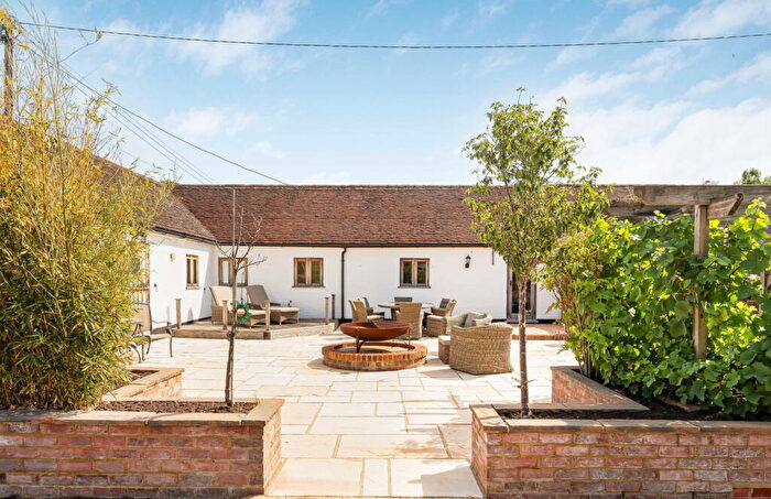 3 Bedroom Barn Conversion For Sale In Loxwood, Billingshurst, RH14