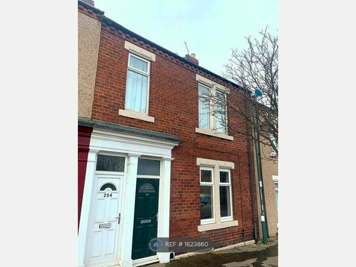 2 Bedroom Flat To Rent In Marshall Wallis Road, South Shields, NE33
