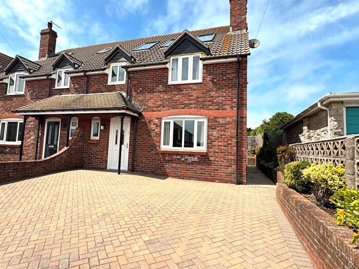 5 Bedroom Semi-detached House For Sale In Sunnyside Road, Wyke Regis, Weymouth, DT4