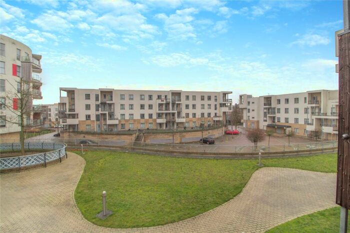 2 Bedroom Apartment To Rent In Glenalmond Avenue, Cambridge, CB2