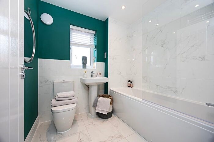 4 Bedroom Detached House For Sale In "The Aspen" At Osier Way, Buckingham, MK18