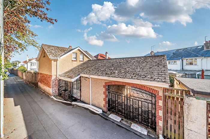 2 Bedroom Detached House For Sale In Mead Lane, Paignton, Devon, TQ3